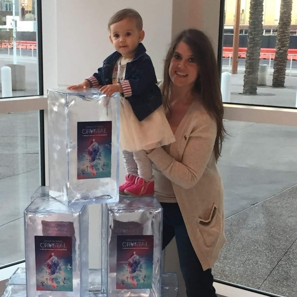 Meet your Posher, Megan - Picture 1 of 1